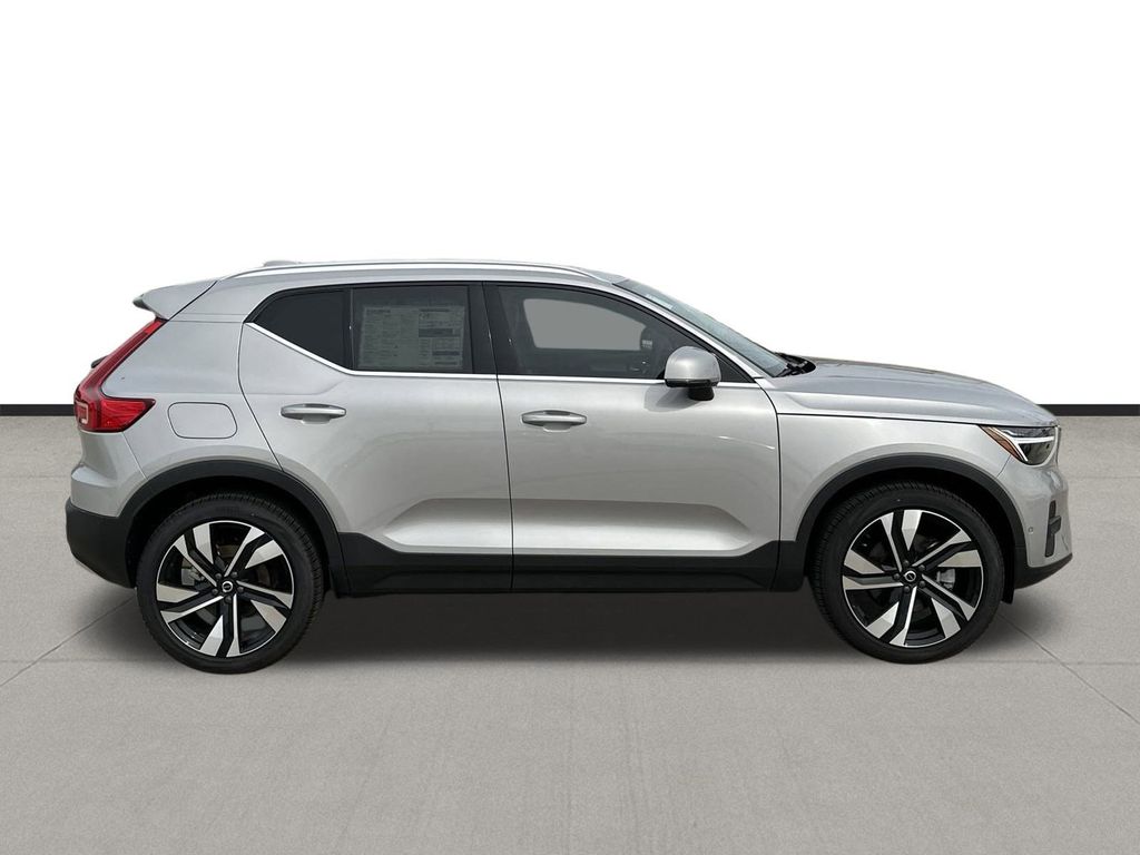 2023 Volvo XC40 B5 Plus Bright Theme Silver at Ultimate Motorsports