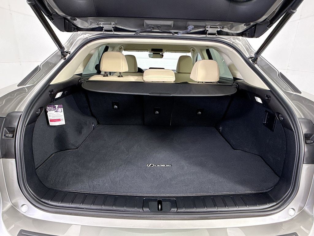 Thumbnail: 2022 Lexus RX - 26