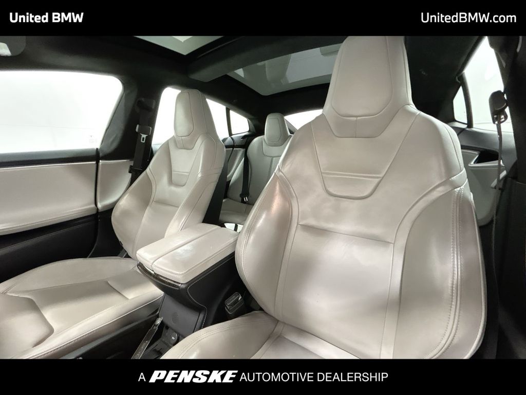 Thumbnail: 2016 Tesla Model S - 13