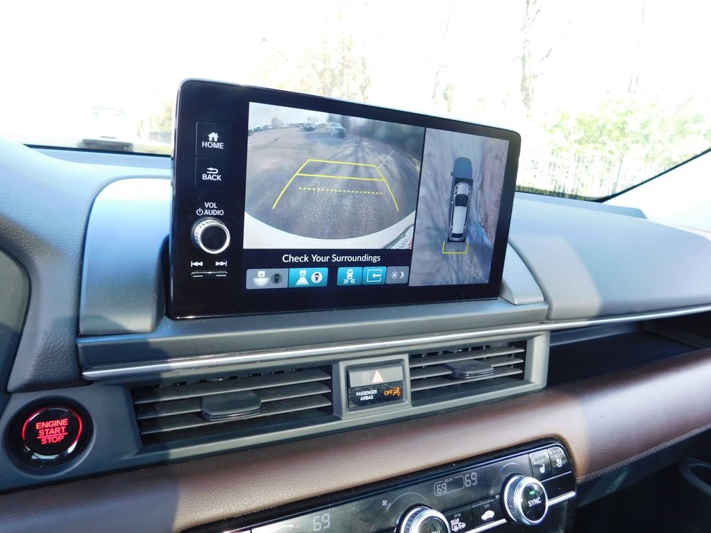 Thumbnail: 2023 Honda Pilot - 11