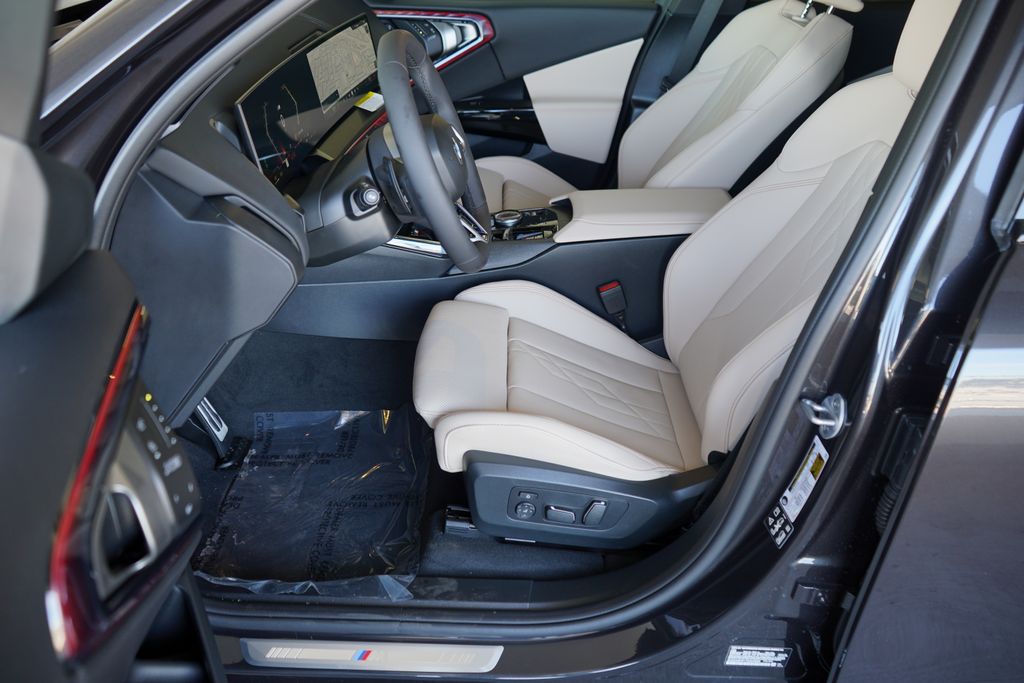 Thumbnail: 2026 BMW X3 - 11