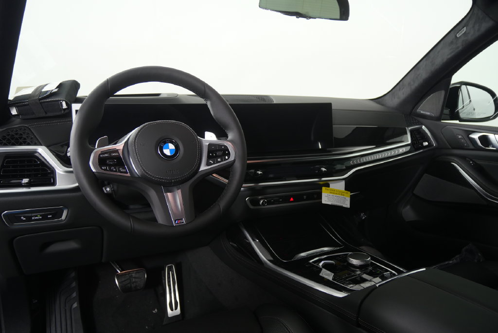 Thumbnail: 2027 BMW X7 - 18