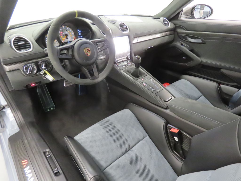 Thumbnail: 2025 Porsche 718 Cayman - 4