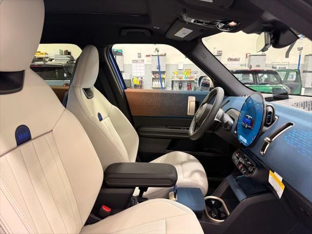 Thumbnail: 2025 MINI Cooper Countryman - 26