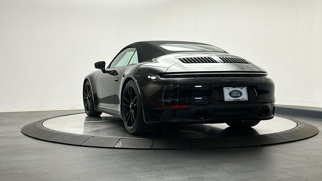 2023 Porsche 911 Carrera S 3