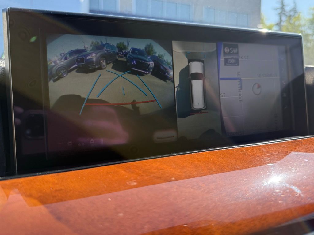 2019 Lexus LX 570