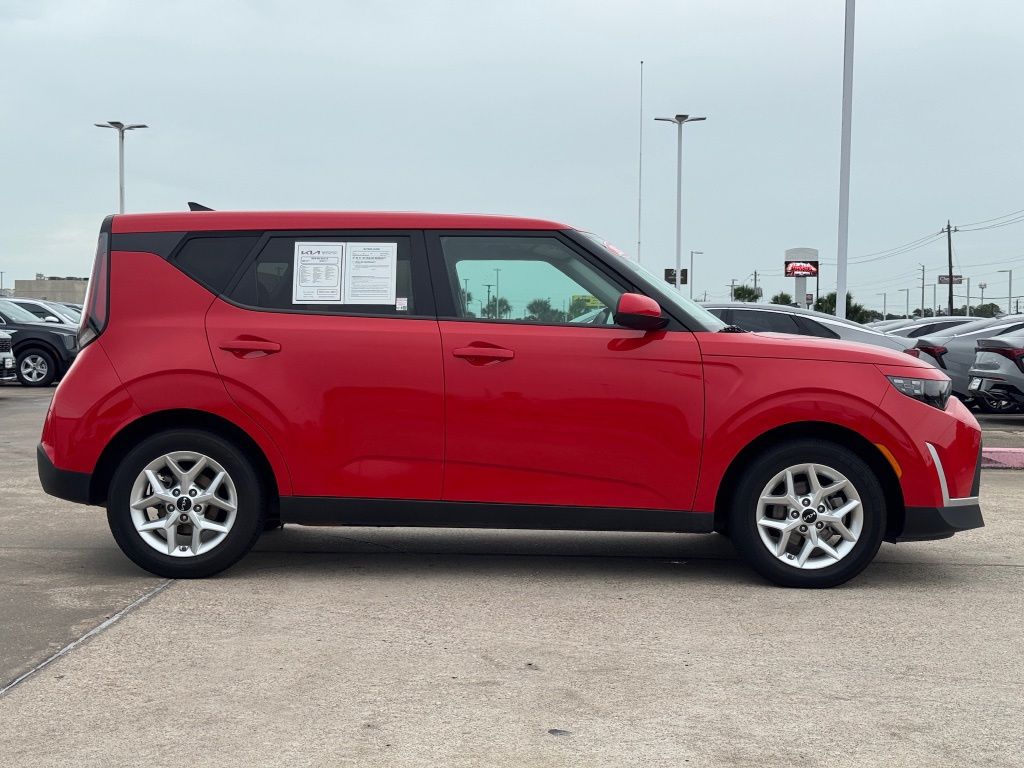2024 Kia Soul LX - 10