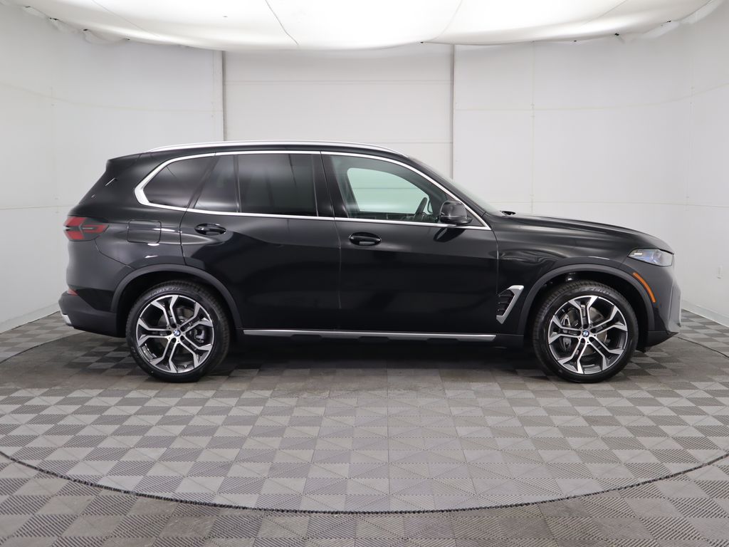 Thumbnail: 2026 BMW X5 - 4