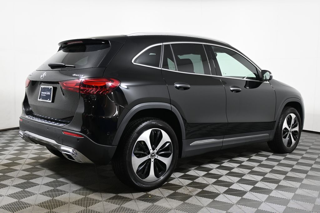 Thumbnail: 2026 Mercedes-Benz GLA - 7