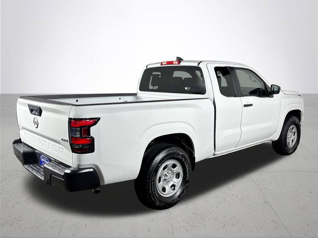 2023 Nissan Frontier S