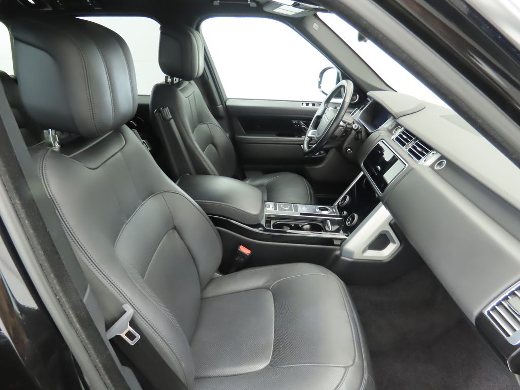 Thumbnail: 2020 Land Rover Range Rover - 20