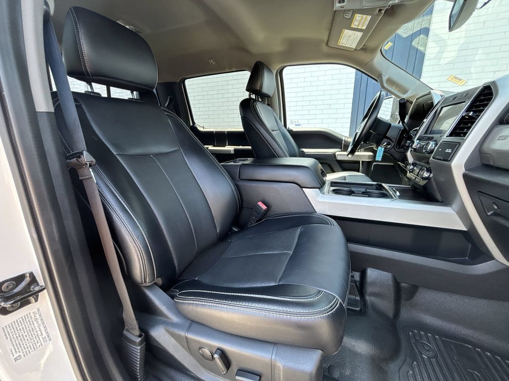 Used 2021 White Metallic Ford Lariat image 26