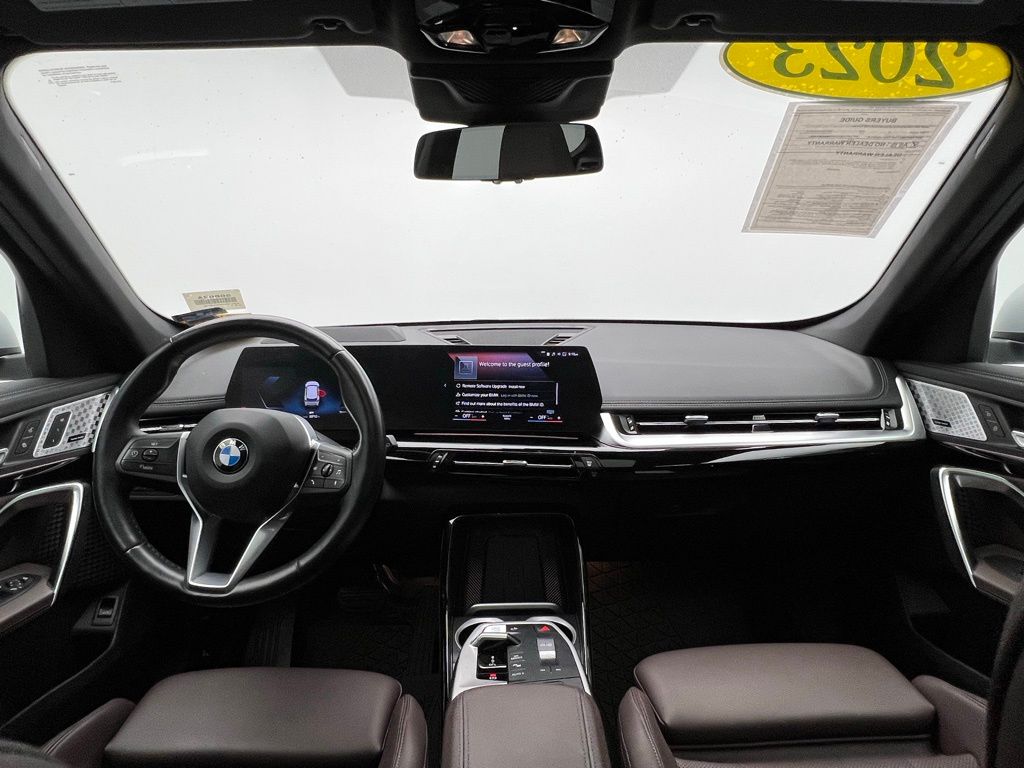 Thumbnail: 2023 BMW X1 - 10