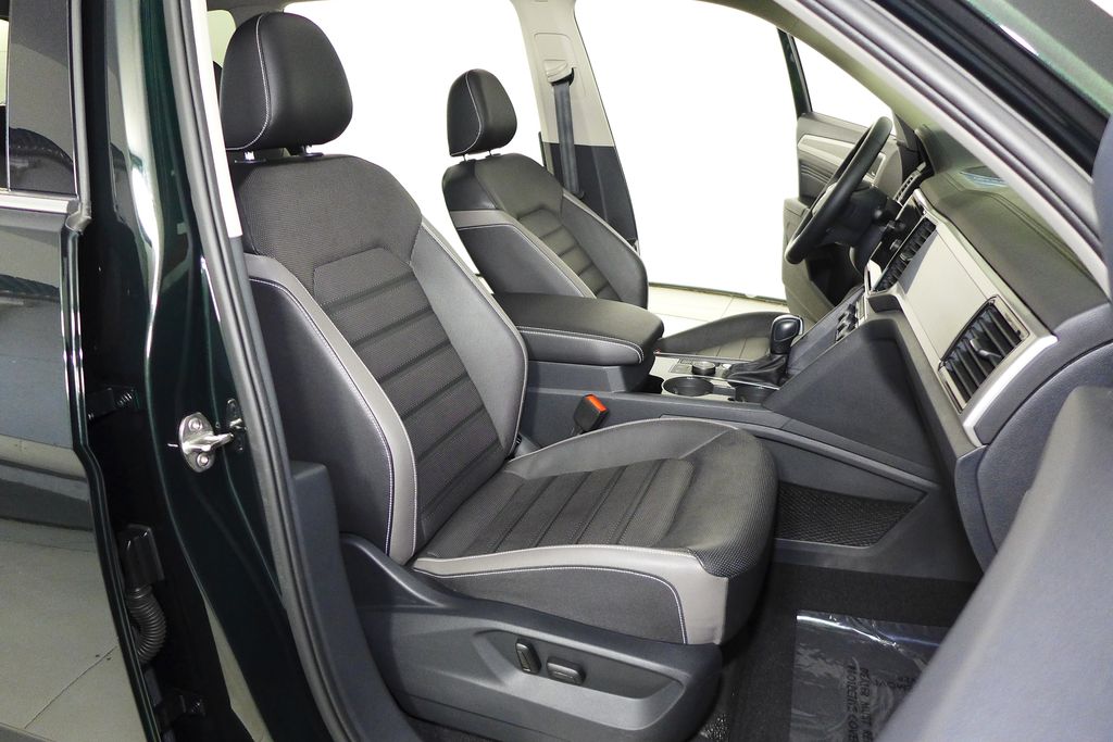 2021 Volkswagen Atlas SEL 19