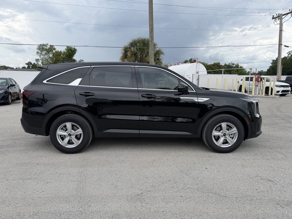 new 2026 Kia Sorento car, priced at $28,732