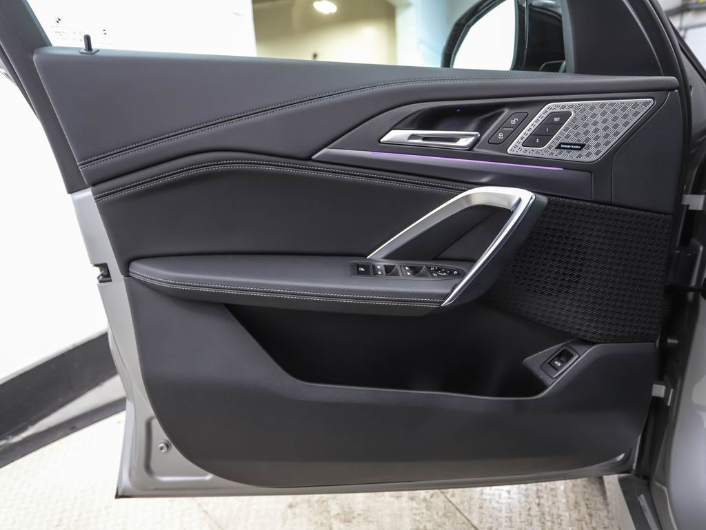 Thumbnail: 2023 BMW X1 - 9