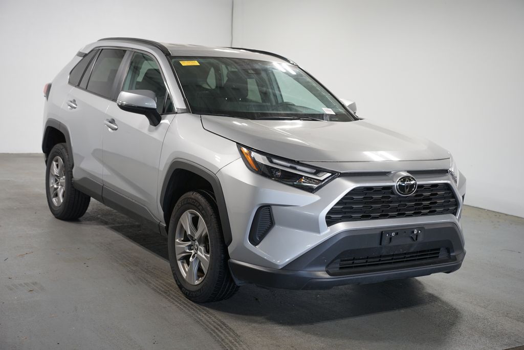Thumbnail: 2024 Toyota RAV4 - 3