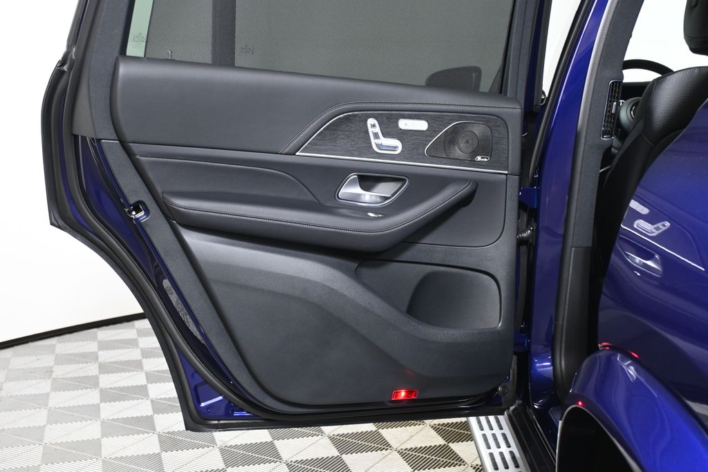 Thumbnail: 2026 Mercedes-Benz GLS - 26