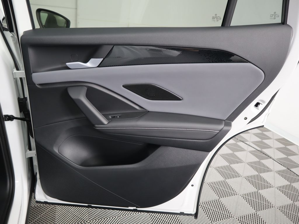 Thumbnail: 2026 Volkswagen Tiguan - 27