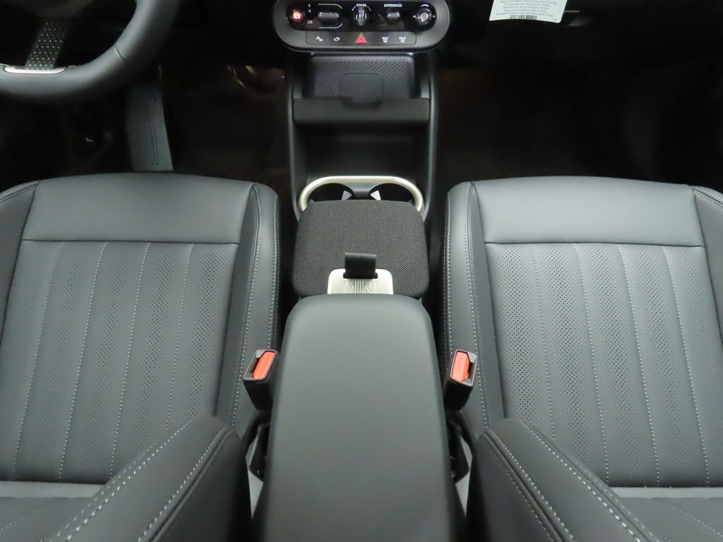 Thumbnail: 2026 MINI Cooper Countryman - 16