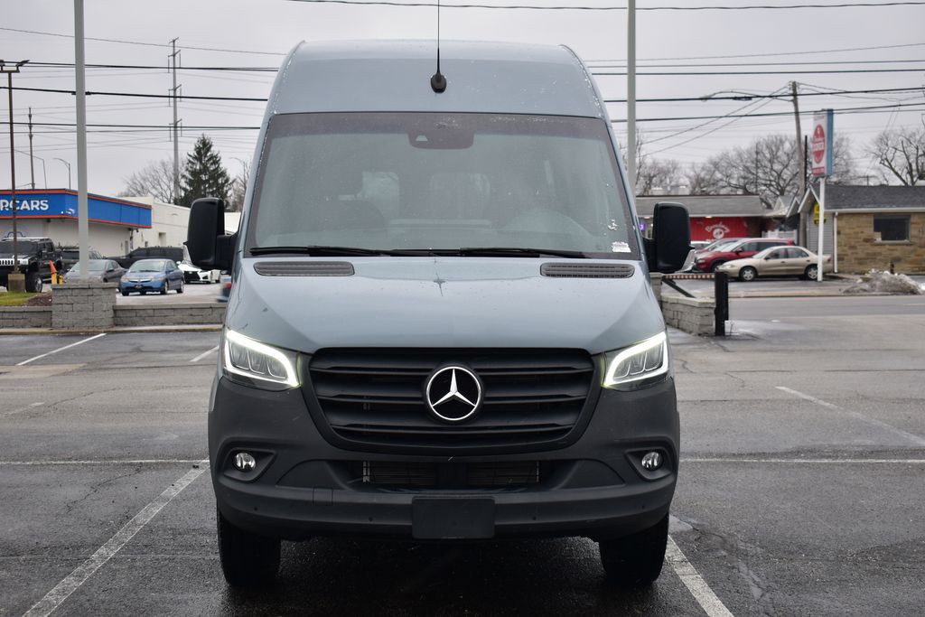 2024 Mercedes-Benz Sprinter 3500 8