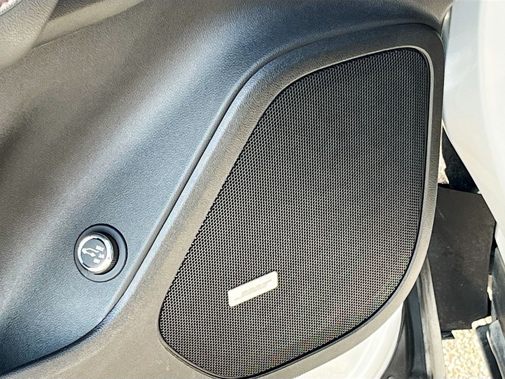 Used 2024 Iridescent Pearl Tricoat Chevrolet RS image 19