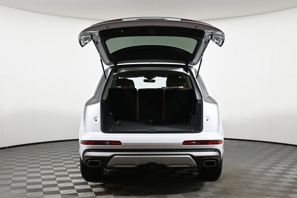 Thumbnail: 2025 Audi Q7 - 30