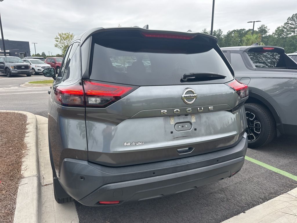 2021 Gun Metallic Nissan Rogue S FWD SUV