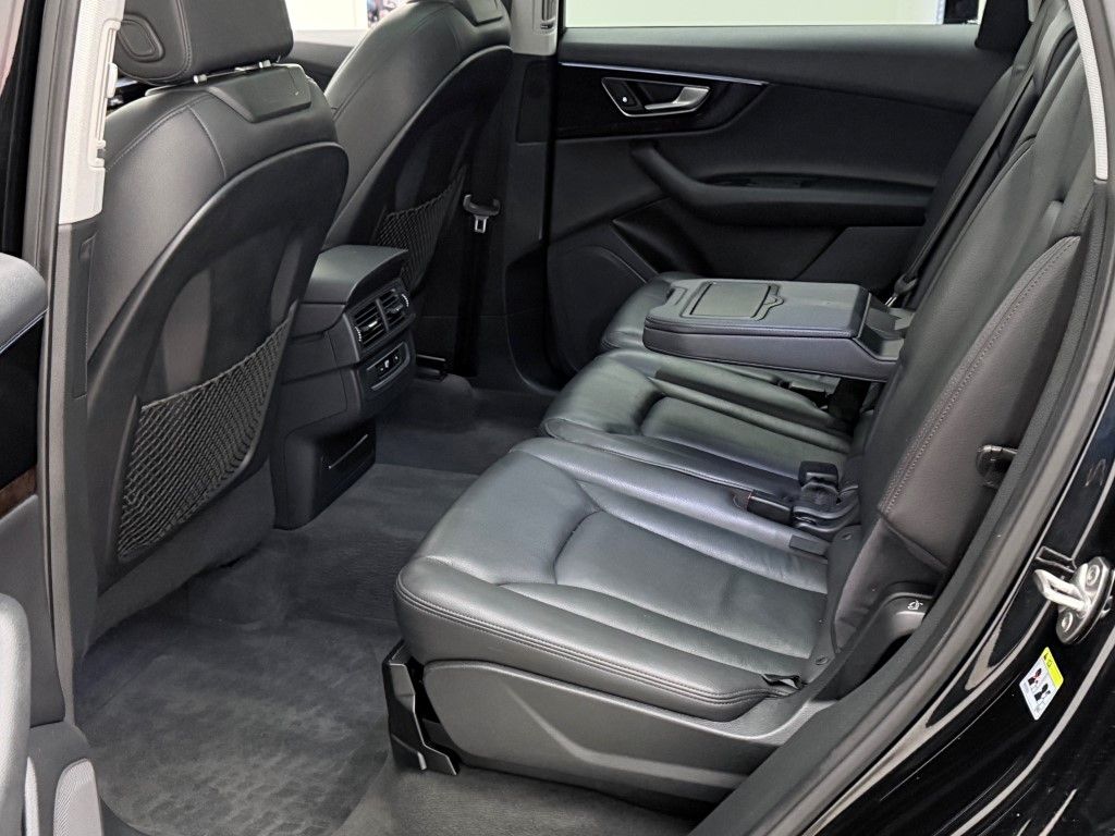 Thumbnail: 2017 Audi Q7 - 28