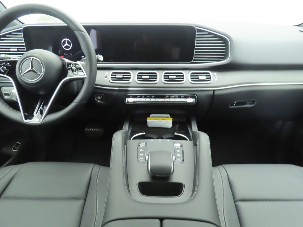 Thumbnail: 2025 Mercedes-Benz GLE - 14