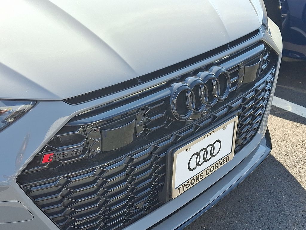 Thumbnail: 2026 Audi RS 6 - 4