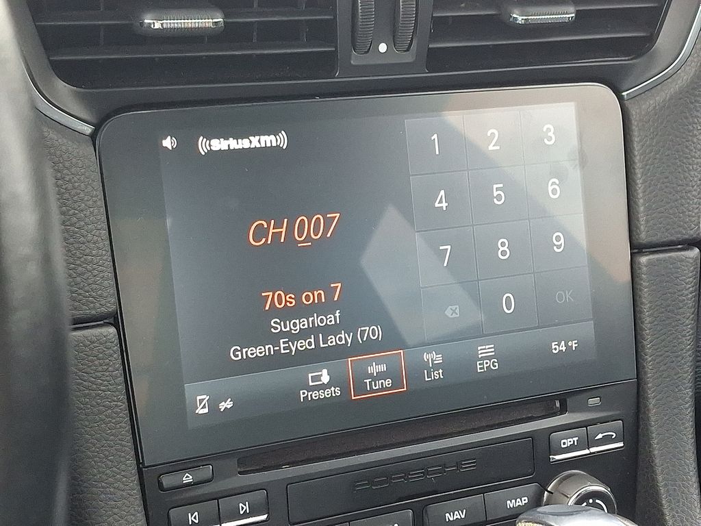 Thumbnail: 2017 Porsche 911 - 20