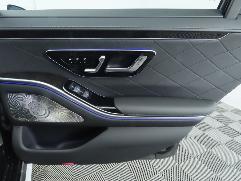 Thumbnail: 2026 Mercedes-Benz S-Class - 29