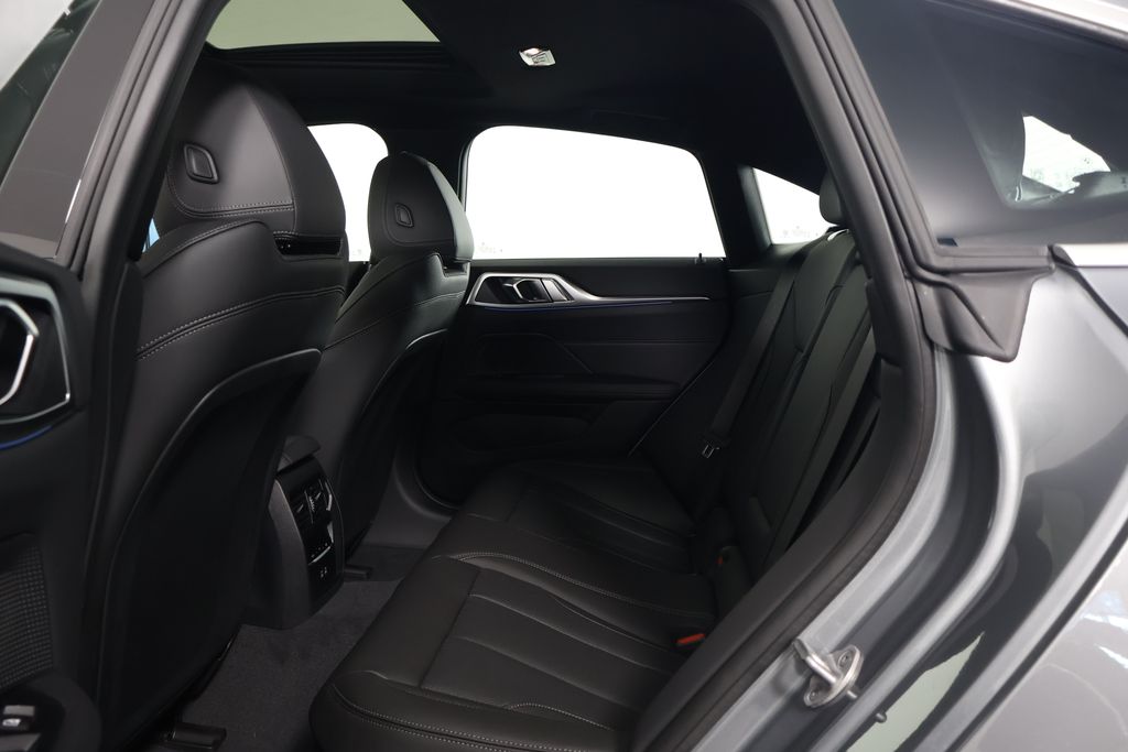 2025 BMW i4 xDrive40 6