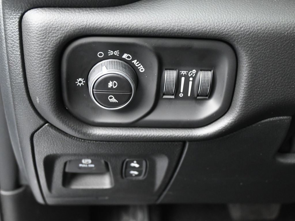 New 2026 Bright White Clearcoat Ram Laramie image 16