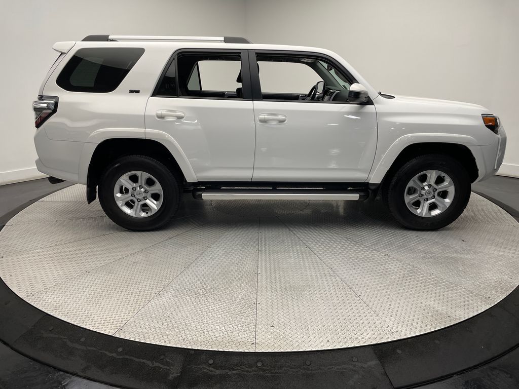 2023 Toyota 4Runner SR5 4