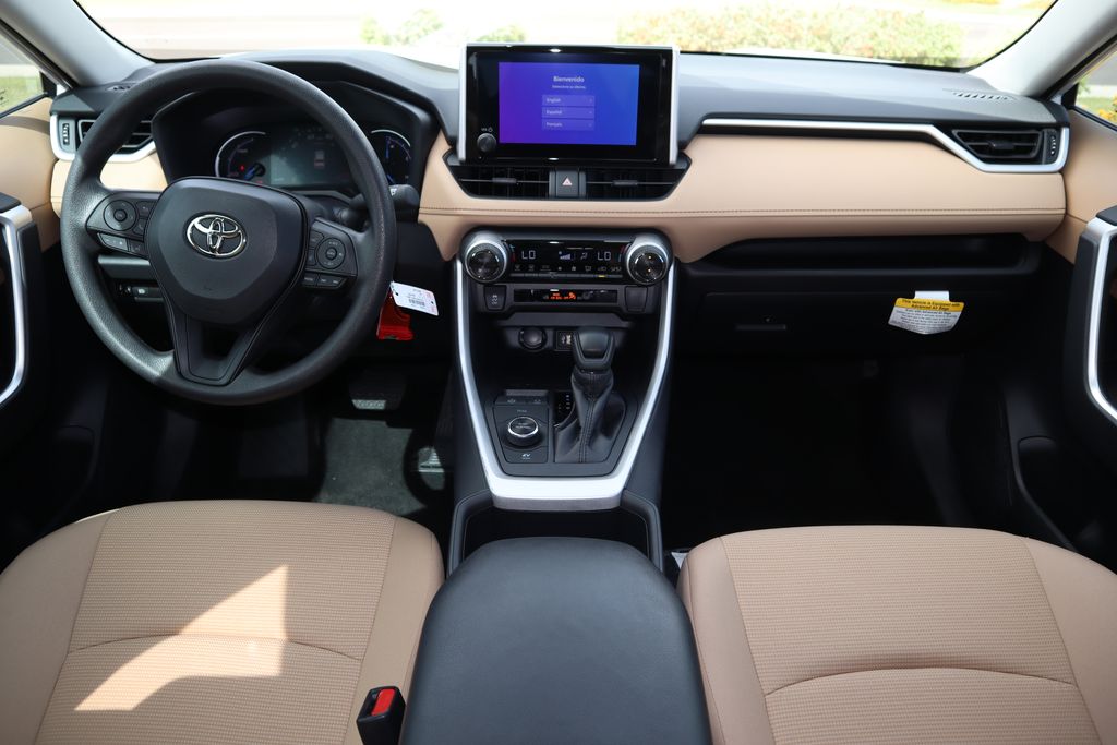 2025 Toyota RAV4 LE 13