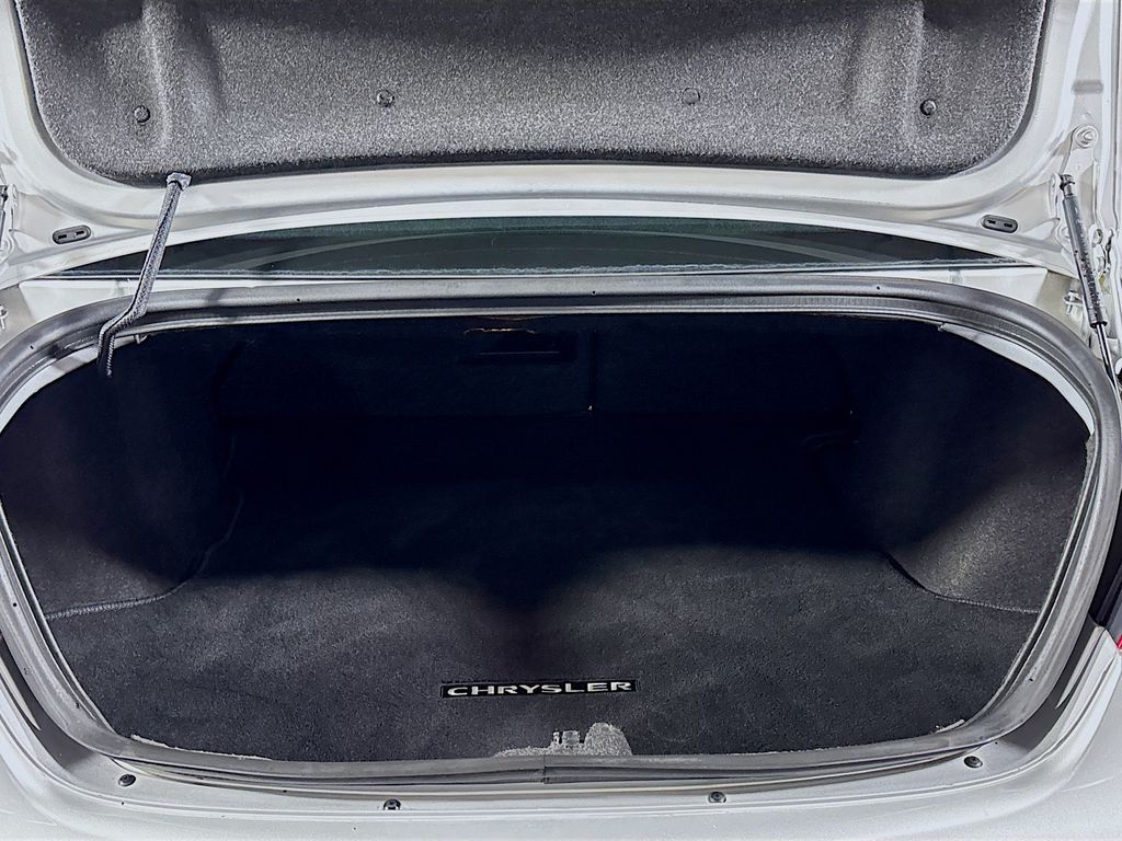 2011 Chrysler 200 Touring