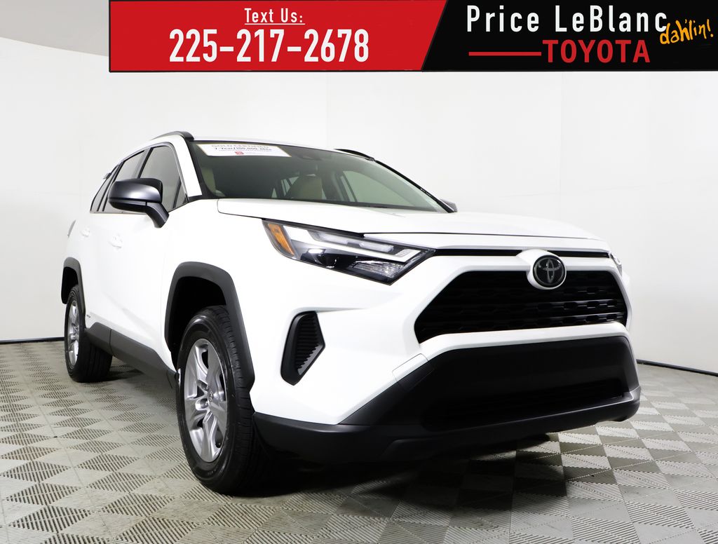 2025 Toyota RAV4 Hybrid LE AWD