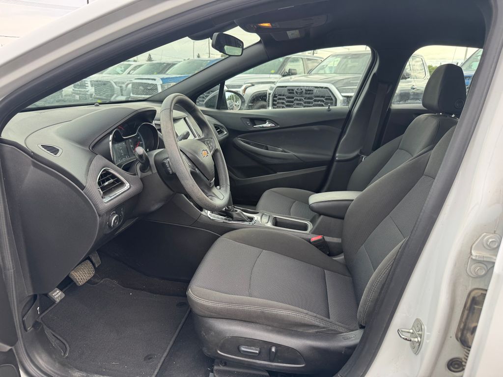 Used 2018 Chevrolet Cruze Sedan