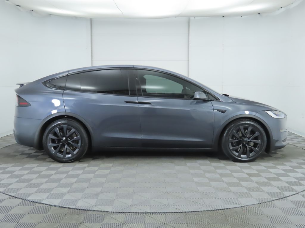 2022 Tesla Model X  4