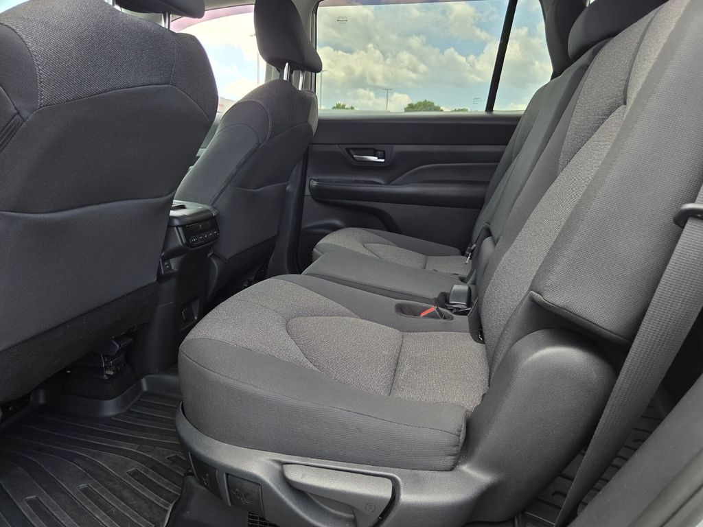 Used 2025 Toyota Grand Highlander Hybrid SUV