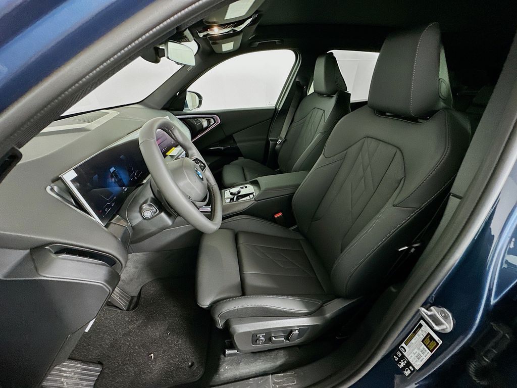 Thumbnail: 2026 BMW X3 - 16