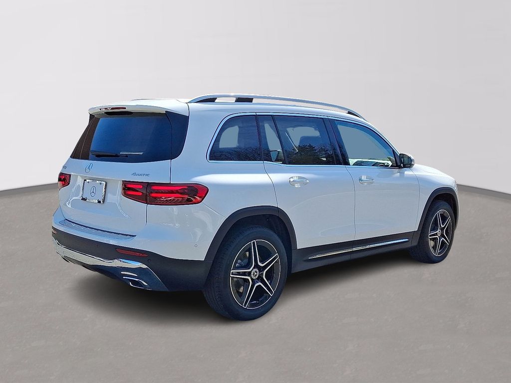 Thumbnail: 2026 Mercedes-Benz GLB - 3