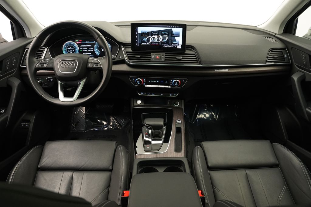 Thumbnail: 2023 Audi Q5 - 8