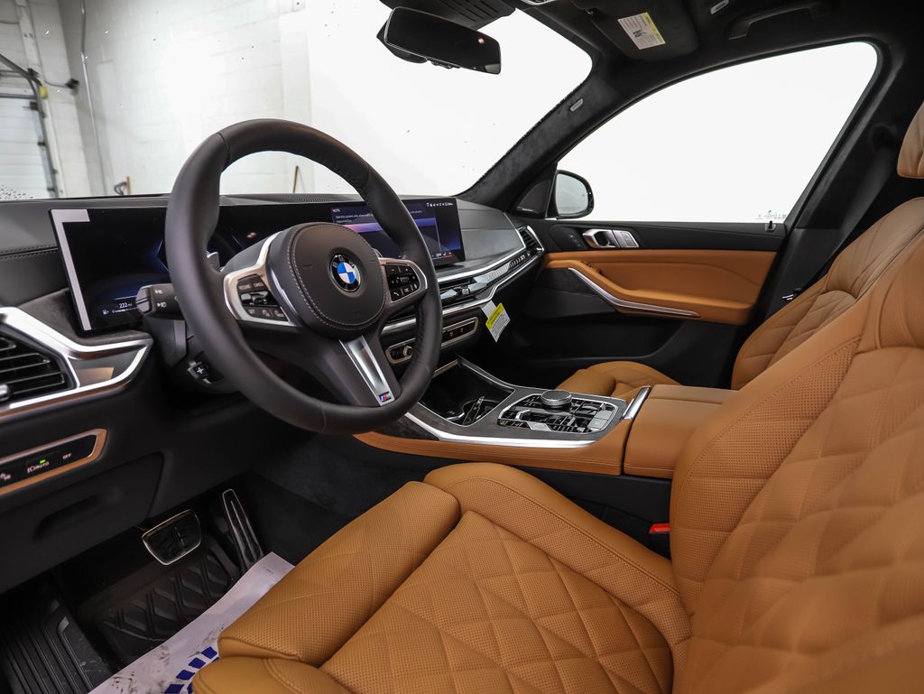 Thumbnail: 2026 BMW X7 - 10