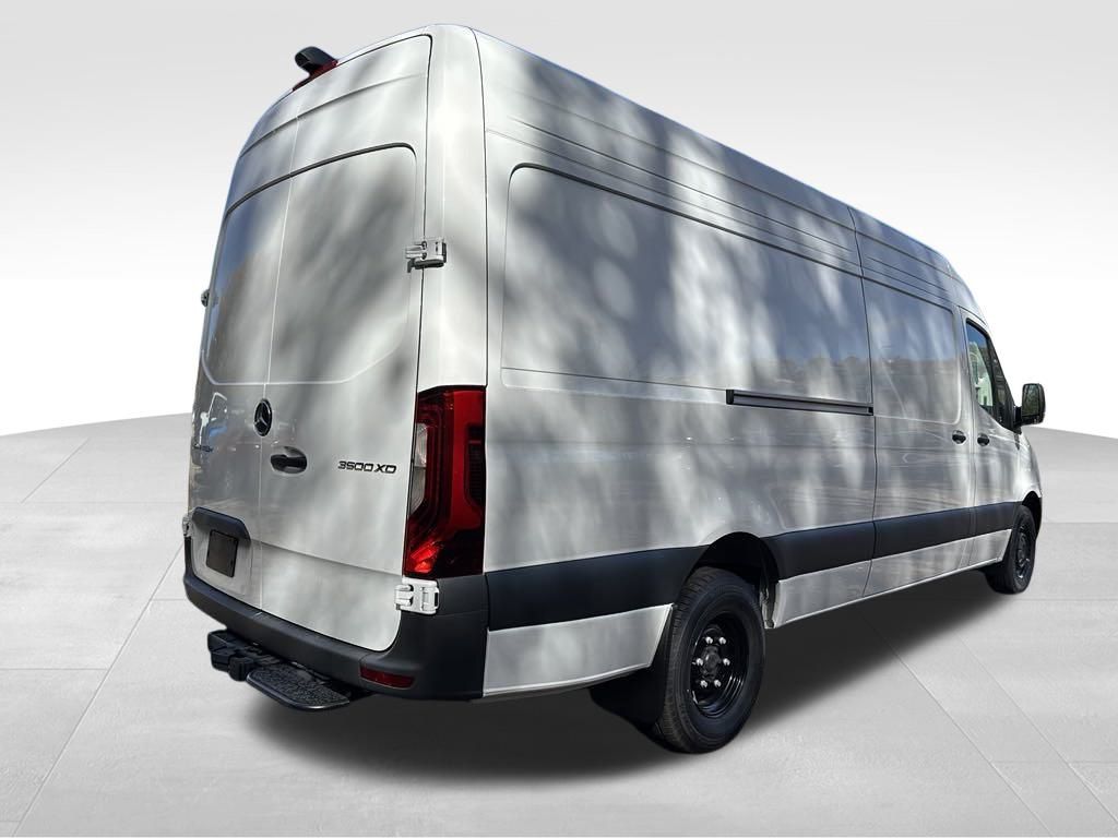 2024 Mercedes-Benz Sprinter 3500 Cargo 170 WB - 4