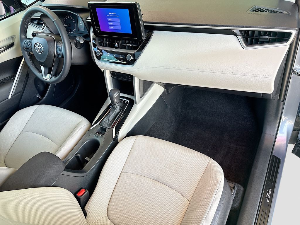 Thumbnail: 2023 Toyota Corolla Cross - 17