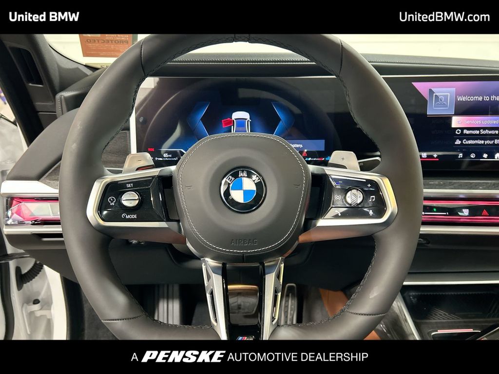 2025 BMW 7 Series 760i xDrive 14