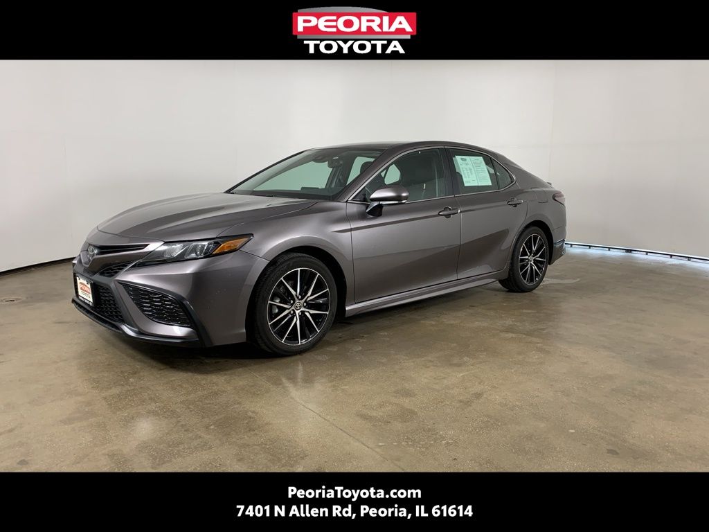 2024 Toyota Camry SE AWD